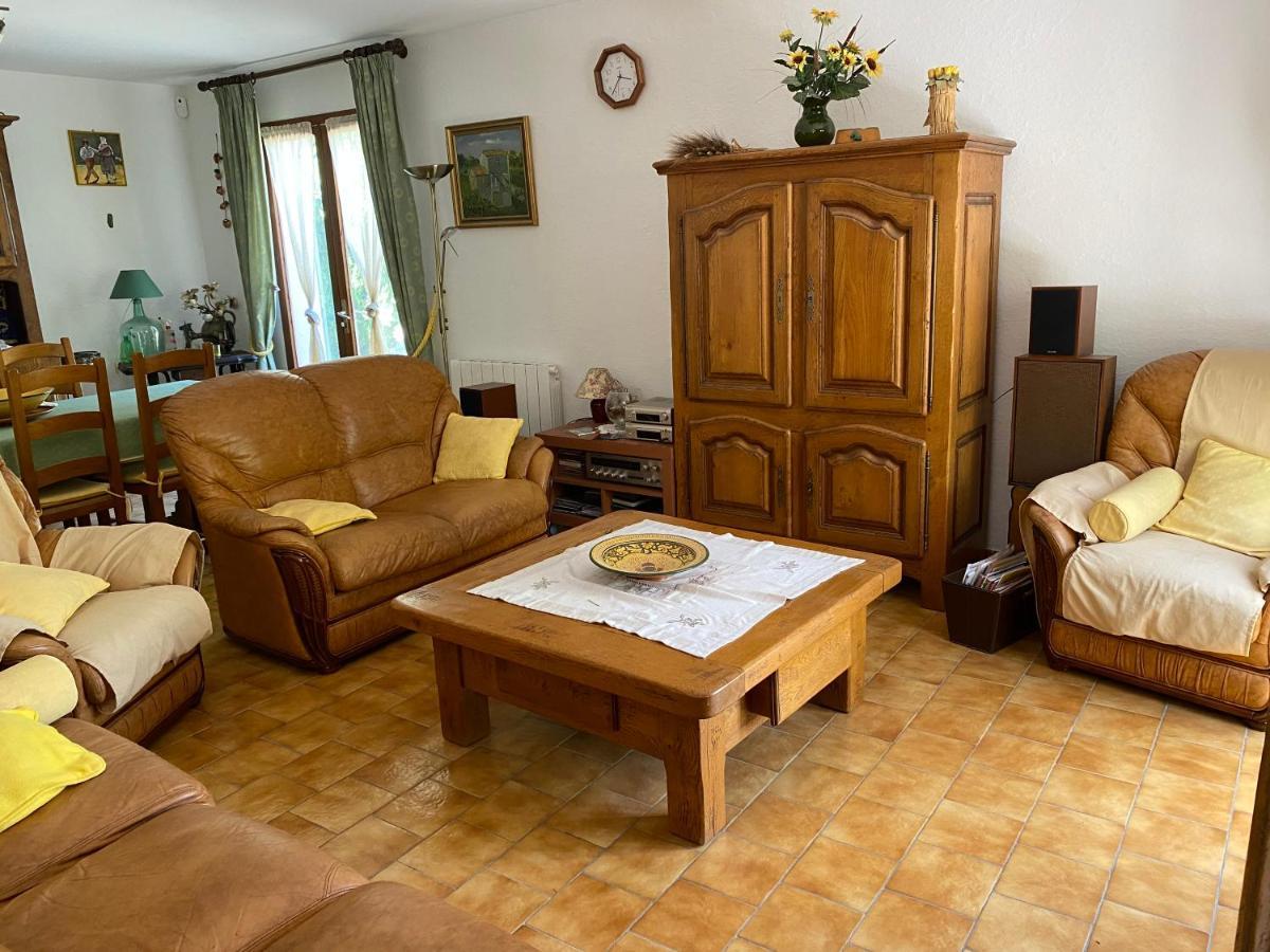 Maison Provencale En Campagne A Éguilles Esterno foto